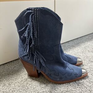 ALDO limited edition Tezza cowboy boots size 8.5